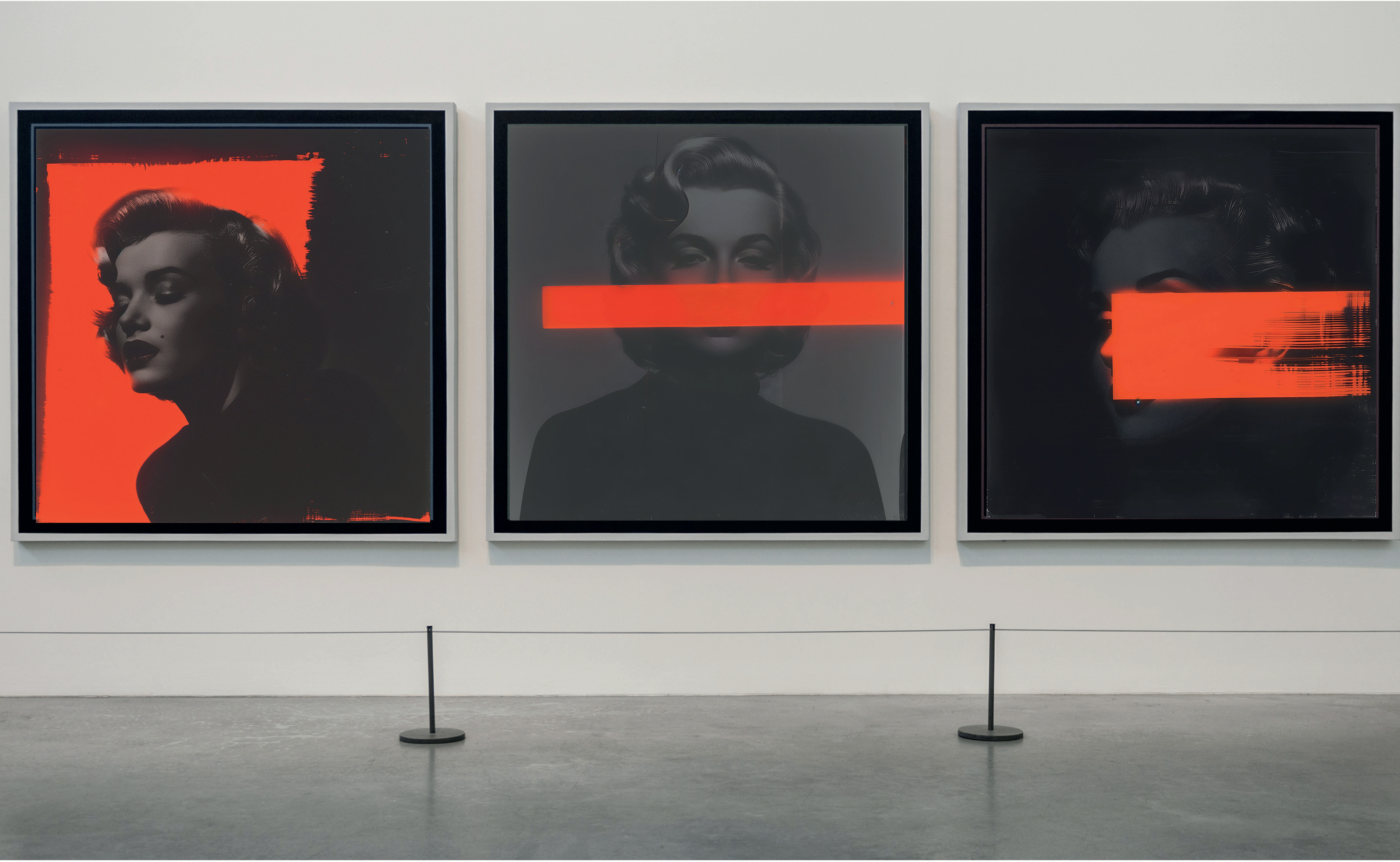 Triptyque noir et rouge, portraits sombres de Marilyn par IA